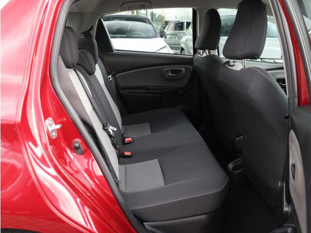Toyota YARIS 1.5 Hybrid SkyBlue I Navi I LM-Velgen I Camera