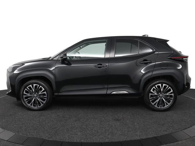 Toyota YARIS Cross 1.5 Hybrid Executive | panoramadak | 360 Camera | stoel / stuur / voorruitverwarming |