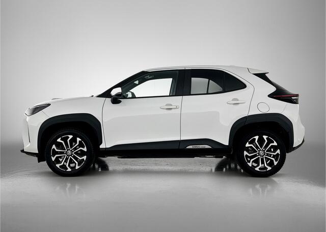 Toyota YARIS Cross 1.5 Hybrid First Edition | Trekhaak | All season banden