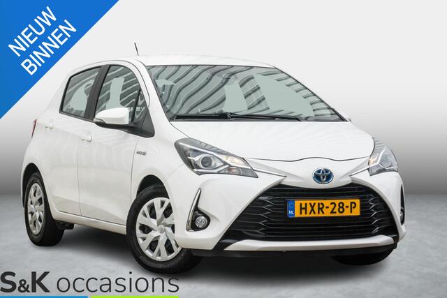 Toyota YARIS 1.5 Hybrid Dynamic NAVI PDC Cruise