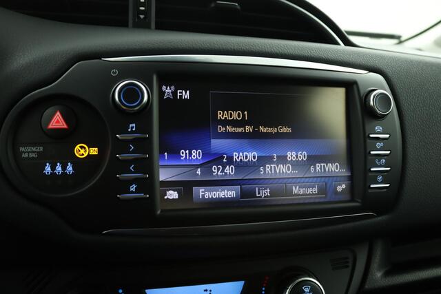 Toyota YARIS 1.5 Hybrid Design Sport | Climate control | Cruise control | Achteruitrijcamera | Lichtmetaal |