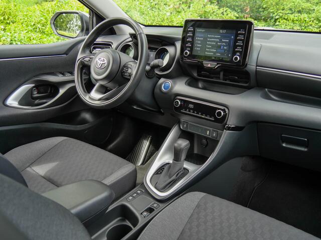 Toyota YARIS 1.5 AUTOMAAT Hybrid Dynamic | CAMERA | APPLE CARPLAY |