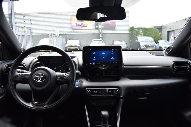 Toyota YARIS 1.5 Hybrid Executive | AUTOMAAT | STUUR/STOELVERWARMING | CAMERA | JBL | HUD | NAVI | CRUISE CONTROL | CLIMATE CONTROL | LMV | PDC