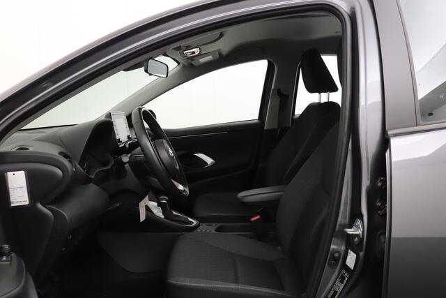 Toyota YARIS 1.5 Aut. Hybrid Active Camera Carplay Navi Adapt. Cruise