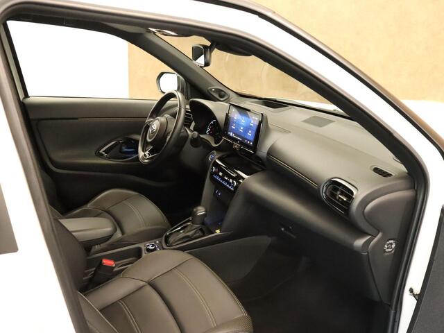 Toyota YARIS Cross 1.5 Hybrid Launch - ELEKTRISCHE ACHTERKLEP - STUUR/STOELVERWARMING - DODEHOEKDETECTIE - APPLE CARPLAY/ADNROID AUTO - NAVIGATIESYSTEEM FULL-MAP - CRUISE CONTROL ADAPTIEF - KEYLESS ENTRY/START