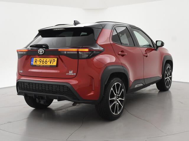 Toyota YARIS Cross 1.5 HYBRID GR SPORT TWO TONE + AFN. TREKHAAK | HEAD-UP | CARPLAY | ADAPTIVE CRUISE | SPORTSTOELEN