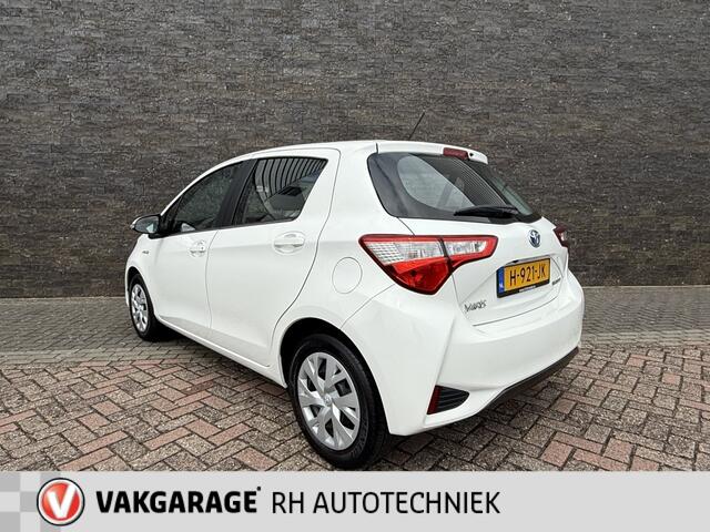 Toyota YARIS 1.5 Hyb. Active