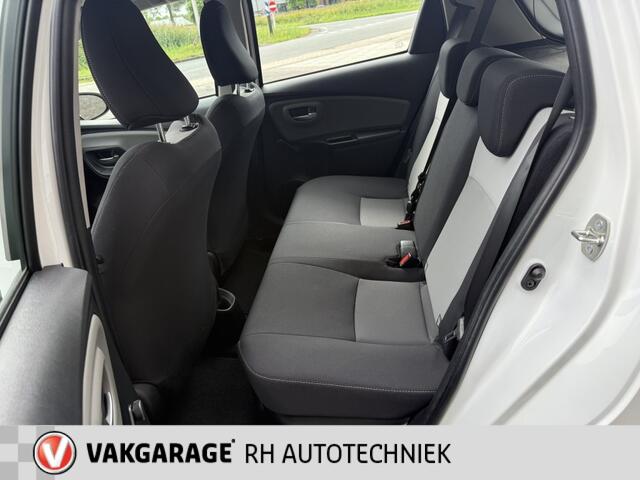Toyota YARIS 1.5 Hyb. Active
