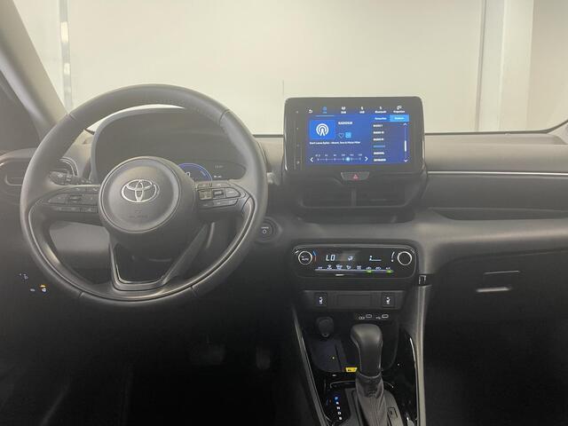 Toyota YARIS 1.5 Hybrid Dynamic DODE HOEK SENSOREN | STOEL/STUUR VERWARMING | APPLE CARPLAY | CAMERA