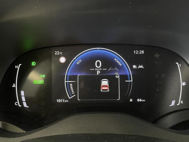 Toyota YARIS 1.5 Hybrid Dynamic DODE HOEK SENSOREN | STOEL/STUUR VERWARMING | APPLE CARPLAY | CAMERA