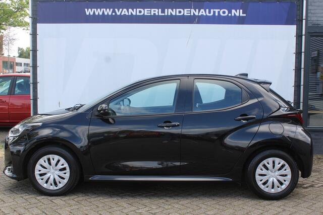Toyota YARIS 1.5 Hybrid 115 Comfort Apple carplay/ android auto l Cruise control l Climate control l Achteruitrijcameral Climate control l Achteruitrijcamera