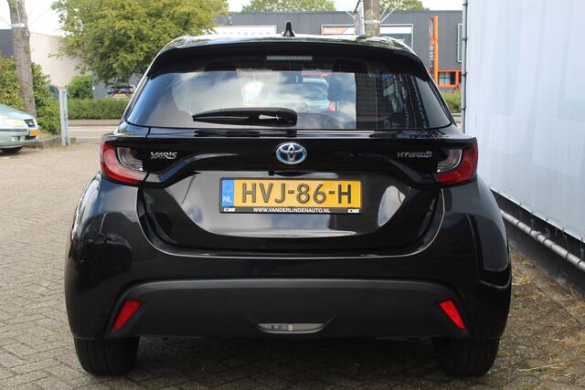 Toyota YARIS 1.5 Hybrid 115 Comfort Apple carplay/ android auto l Cruise control l Climate control l Achteruitrijcameral Climate control l Achteruitrijcamera