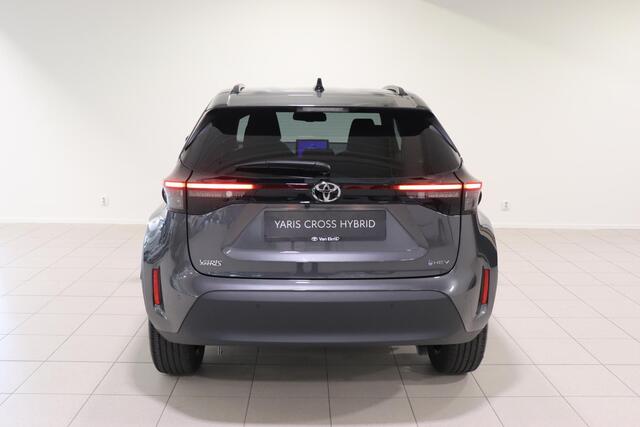 Toyota YARIS Cross 1.5 Hybrid 115 Dynamic, ¤1000,- Inruilpremie, Comfort Pack, BSM, Apple Carplay & Android Auto, Parkeersensoren voor & Achter, Stuur & Stoel verwarming