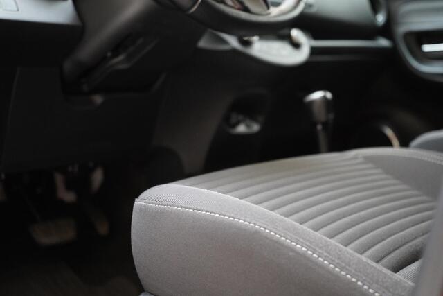 Toyota YARIS 1.5 Hybrid Orange Sport | Navigatie | Achteruitrijcamera | Climate control | Cruise control | Lm velgen