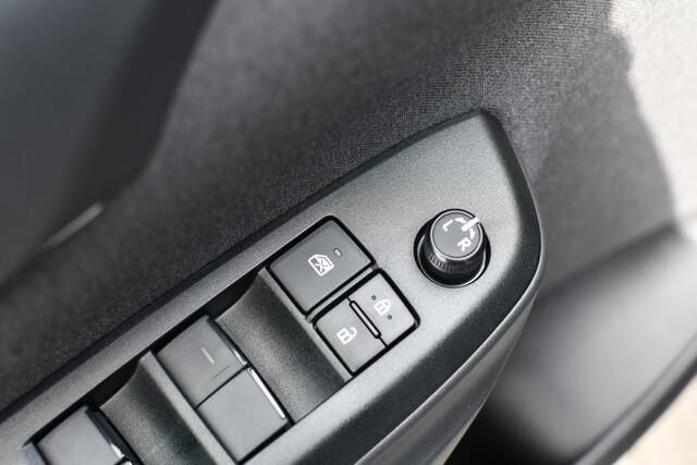 Toyota YARIS Cross 1.5 Hybrid 115 Dynamic Limited Automaat 116pk | Stoel- & Stuur verwarming | Achteruitrijcamera |