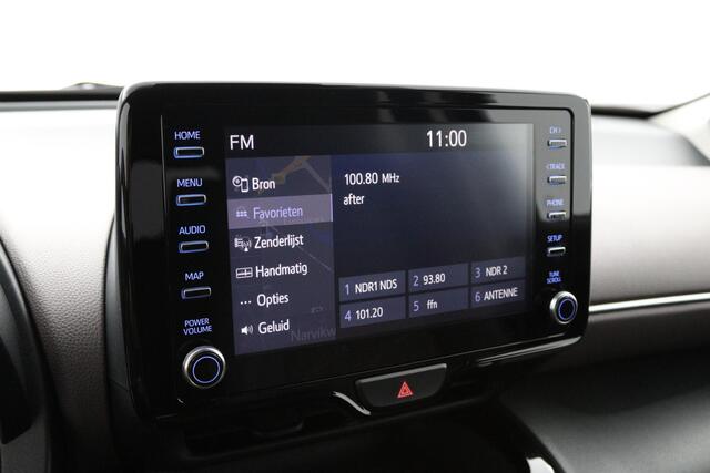 Toyota YARIS Cross 1.5 Hybrid Adventure | Navigatie | Stuur-stoel en voorruitverwarming | 360 graden camera |