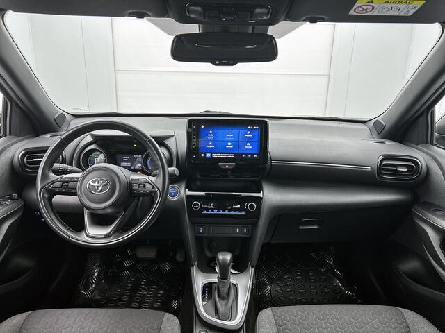Toyota YARIS Cross 1.5 Hybrid Dynamic | Blindspot | Stoelverwarming | PDC voor en achter | Navigatie | Camera |