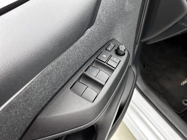 Toyota YARIS 1.5 Hybrid Executive | JBL | PDC | Luxe uitvoering |