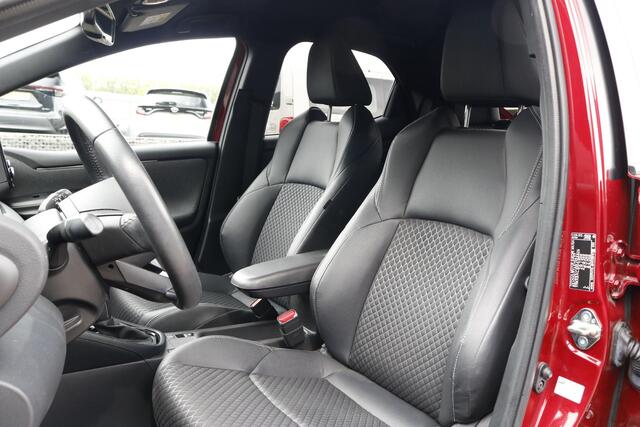 Toyota YARIS 1.5 Hybrid Executive Premium NL HUD JBL