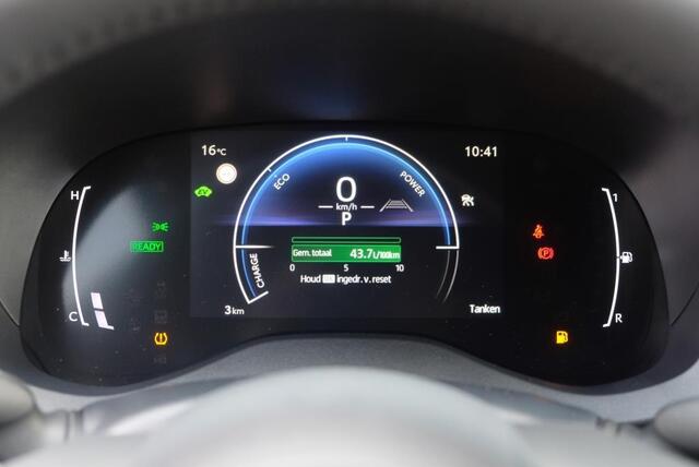 Toyota YARIS Cross 1.5 Hybrid 130pk CVT Teamplayer | App Connect | Climate | Adaptive Cruise | Full LED | Camera | Keyless | Blind Spot | Stoelverwarming