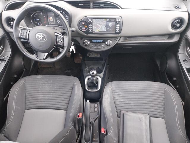 Toyota YARIS 1.5 VVT-i Active | Navigatie | 1e eigenaar | Camera | Cruise Control |