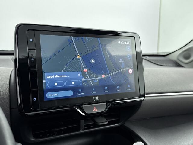 Toyota YARIS Cross 1.5 Hybrid Executive | Glazen Panoramadak | Stoelverwarming | Draadloos Telefoonlader | Trekhaak Afneembaar |