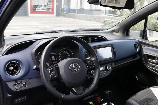 Toyota YARIS 1.5 Hybrid Bi-Tone Plus