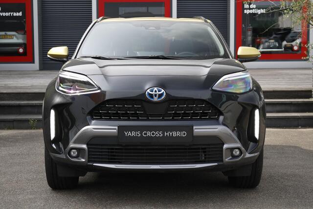 Toyota YARIS Cross 1.5 Hybrid Adventure AWD!!