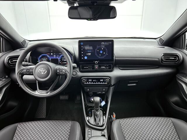 Toyota YARIS 1.5 Hybrid 130 Executive - Louwman Zin in Zomervoordeel auto -