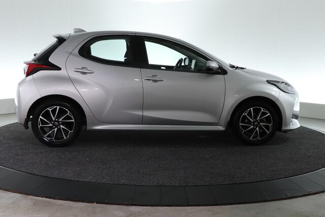 Toyota YARIS 1.5 VVT-i Dynamic | CAMERA | NAVI | CRUISE |