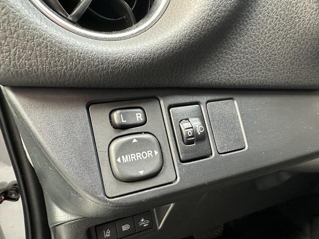 Toyota YARIS 1.5 Hybrid GR-Sport Bomvol opties, Sportstoelen, Carplay