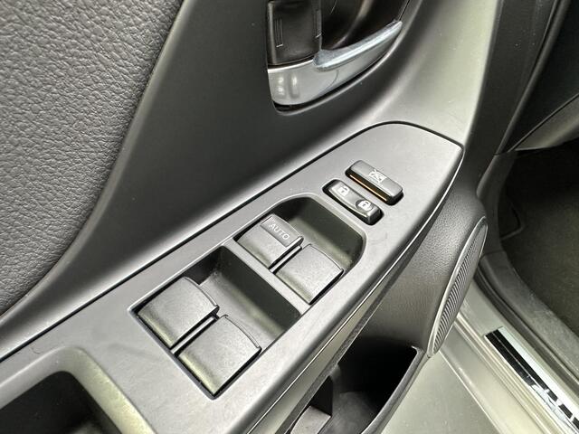 Toyota YARIS 1.5 Hybrid GR-Sport Bomvol opties, Sportstoelen, Carplay