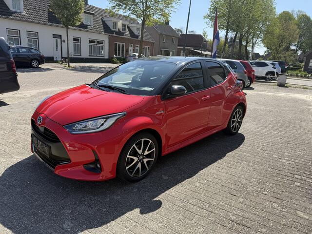 Toyota YARIS 1.5 Hybrid Executive Keyless entry + starten, Telefoonverbinding