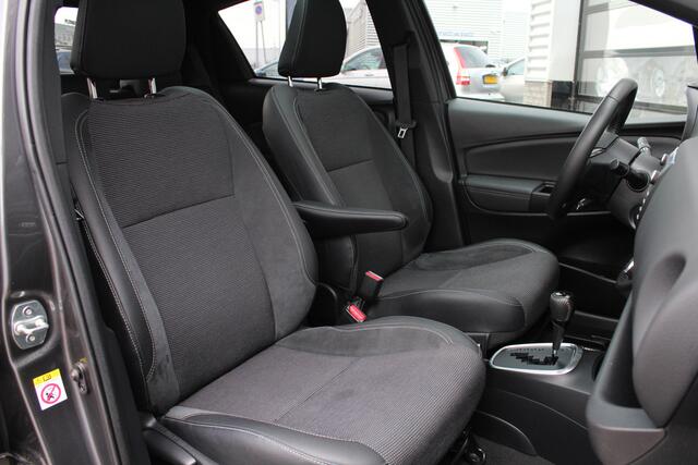 Toyota YARIS 1.5 Hybrid Premium / Panoramadak / Camera / Keyless / N.A.P.