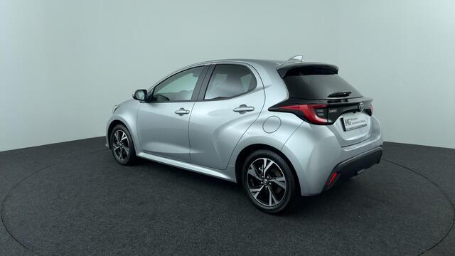 Toyota YARIS 1.5 Hybrid 115 First Edition