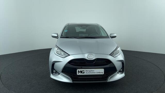 Toyota YARIS 1.5 Hybrid 115 First Edition