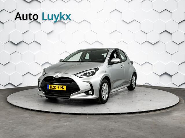 Toyota YARIS 1.5 Hybrid 115 Business | Parkeersensoren voor + achter | Stuurverwarming | Stoelverwarming