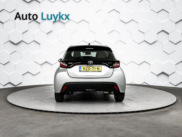 Toyota YARIS 1.5 Hybrid 115 Business | Parkeersensoren voor + achter | Stuurverwarming | Stoelverwarming
