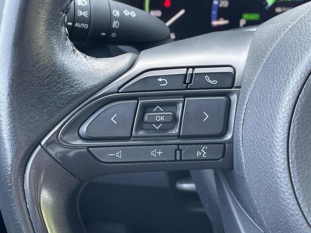 Toyota YARIS Cross 1.5 Hybrid Dynamic Ultimate 4X4 **PARKEERSENSOREN/ STOELVERWARMING/ NAVIGATIE**