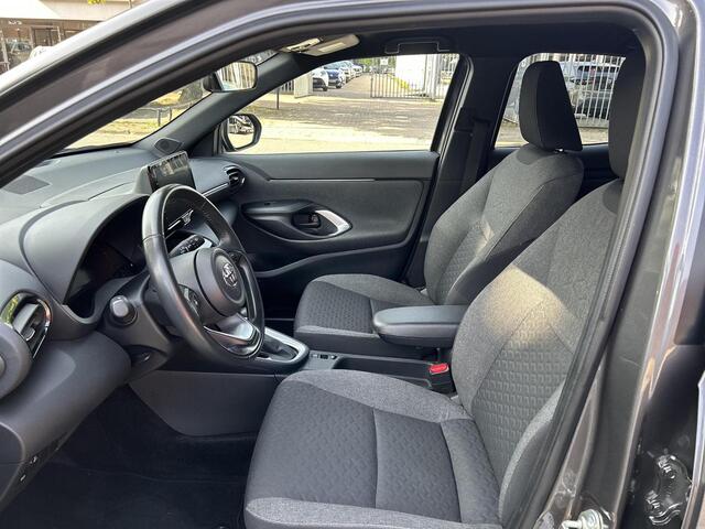 Toyota YARIS Cross 1.5 Hybrid First Edition |