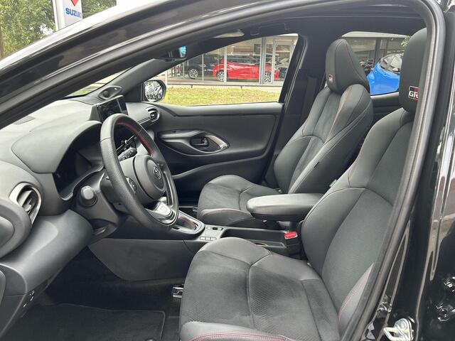 Toyota YARIS 1.5 Hybrid 130 GR Sport