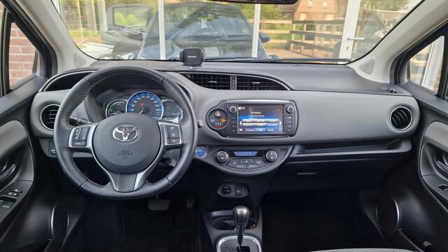Toyota YARIS 1.5 Hybrid Trend, Navigatie, LM velgen, NL auto!