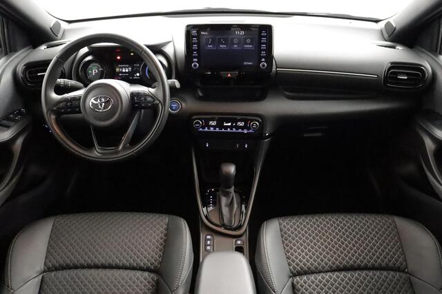 Toyota YARIS 1.5 Hybrid Executive | Trekhaak | Parkeersensoren | Apple Carplay/Android Auto | Stoelverwarming |