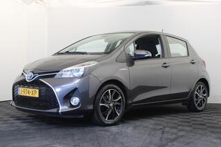 toyota-yaris-1.5-hybrid-dynamic-na