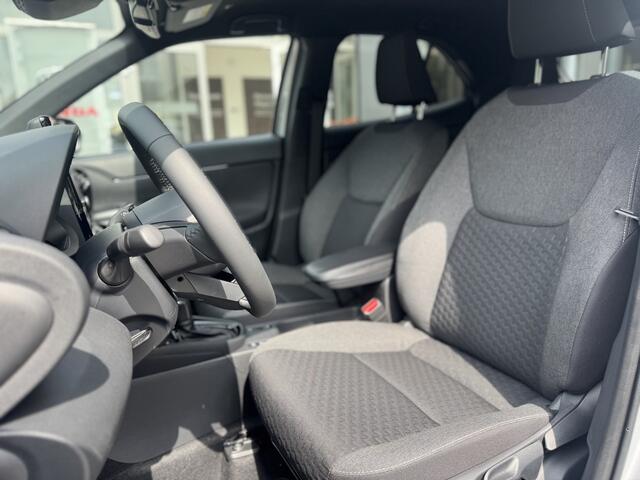 Toyota YARIS Cross 1.5 Hybrid 130 Style Edition 2025 Parkeersensoren V+A, Dodehoeksensor, Navigatie , All-in Rijklaarprijs