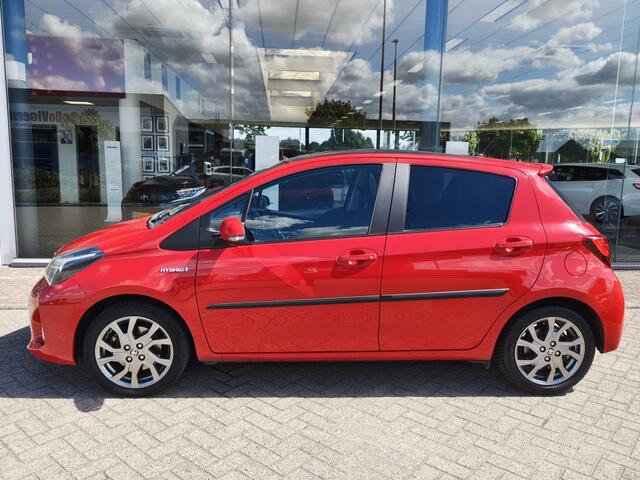 Toyota YARIS 1.5 Hybrid Dynamic | Pano | Trekhaak | Navi | Cruise Control