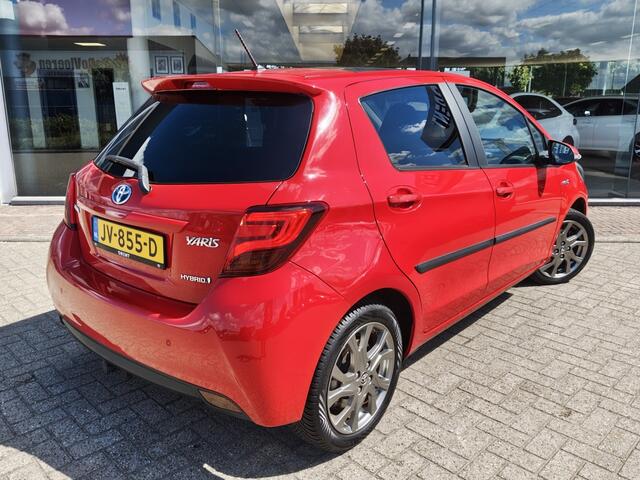 Toyota YARIS 1.5 Hybrid Dynamic | Pano | Trekhaak | Navi | Cruise Control