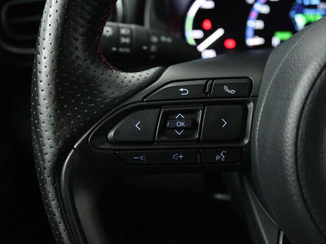 Toyota YARIS Cross 1.5 Hybrid GR Sport | Navigatie | PDC V+A |