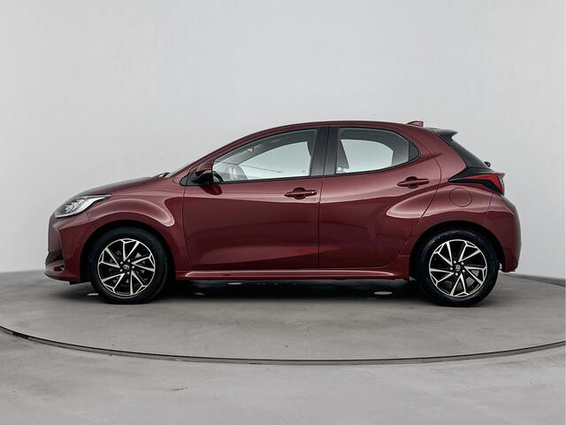 Toyota YARIS 1.5 VVT-i Dynamic | Apple Carplay/Android Auto | Metaallak | Lichtmetalen Velgen | Airco | Adaptieve Cruise Control |