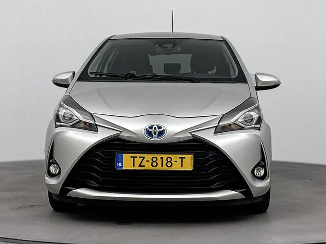 Toyota YARIS 1.5 Hybrid Dynamic | Full Map navigatie | Privacy glass | Camera | LM velgen |